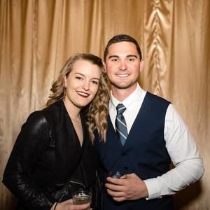 Meet your Posher, Cara